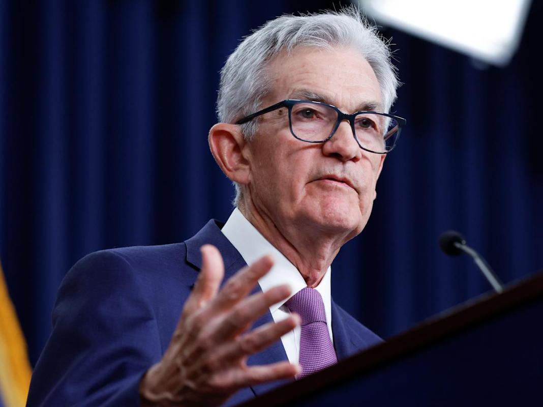 Stock market plummets as traders prepare for Federal Reserve decision, marking end of tumultuous month