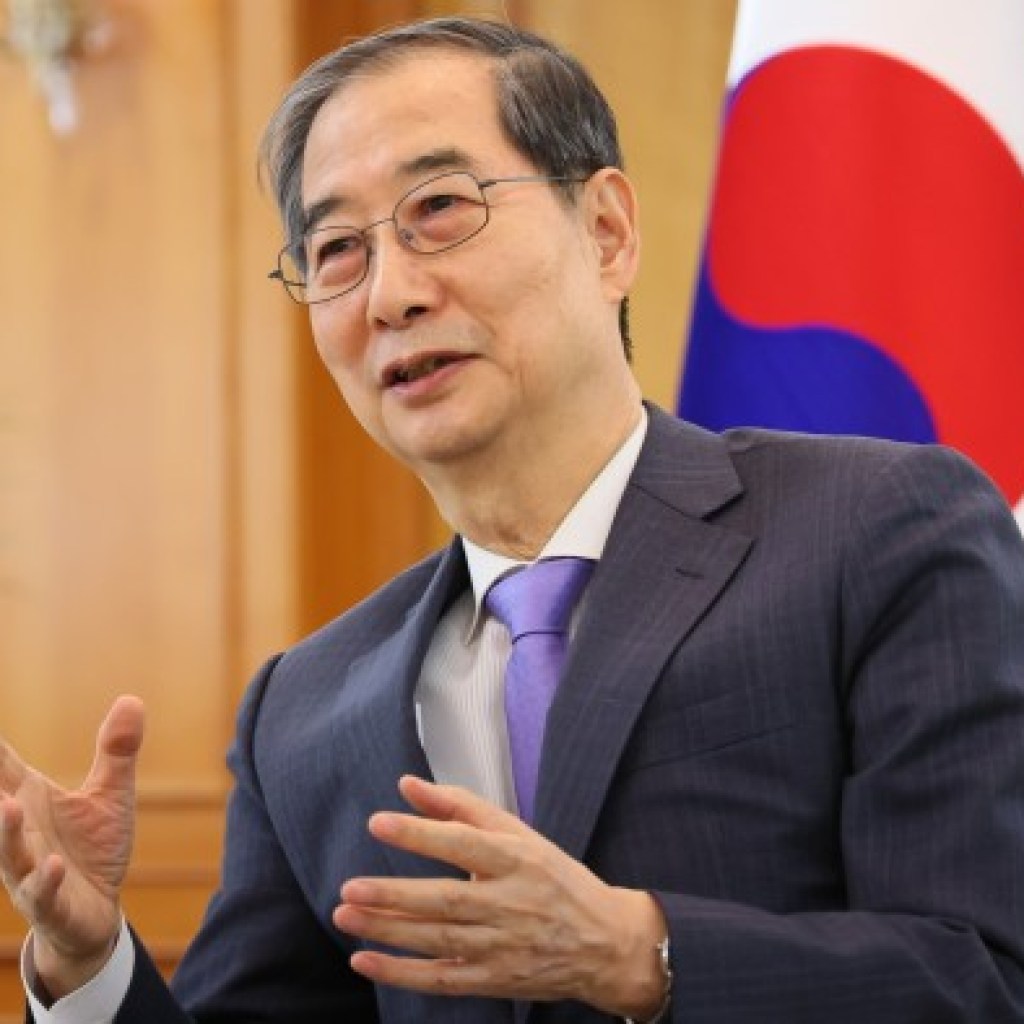South Korea will not ‘fight’ Donald Trump’s tariffs, says acting president South Korea will not ‘fight’ Donald Trump’s tariffs, says acting president