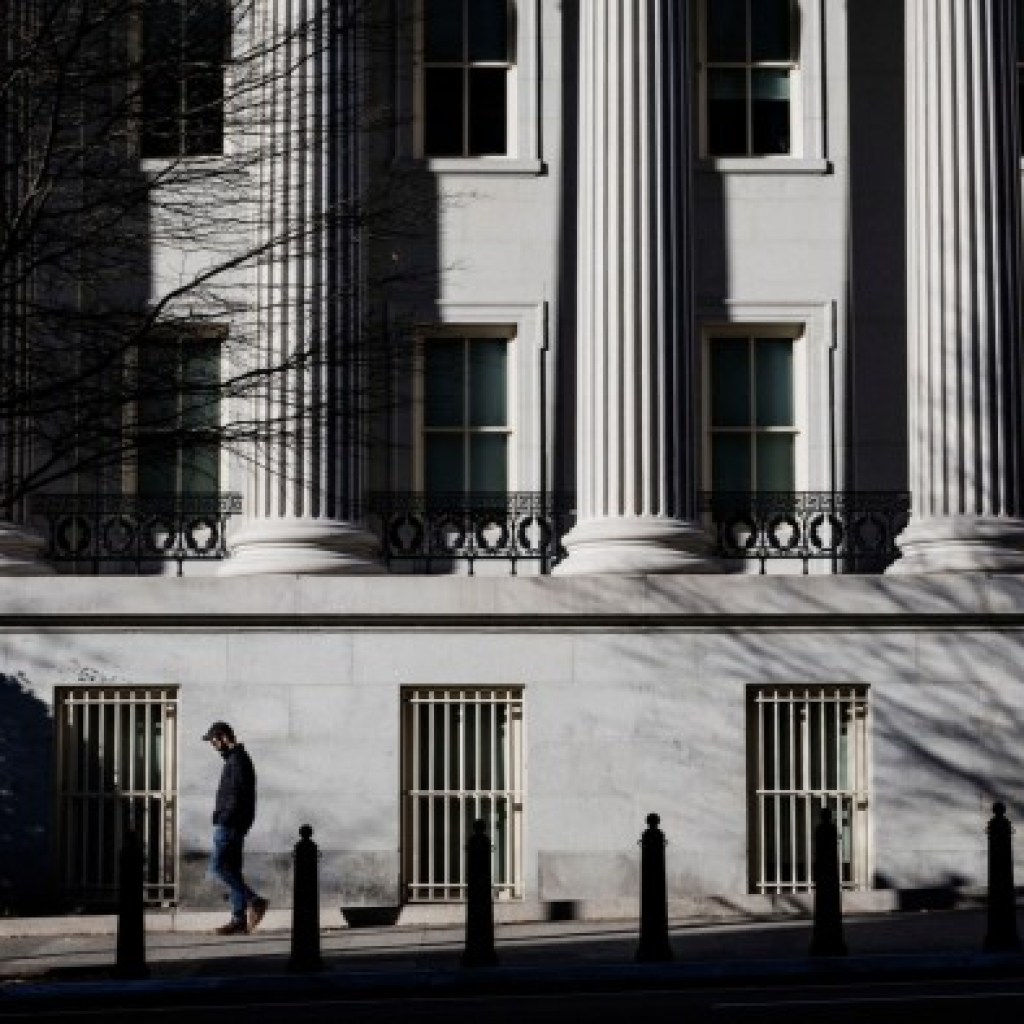 Japanese investors sold bn of foreign debt as Trump tariffs shook markets Japanese investors sold bn of foreign debt as Trump tariffs shook markets