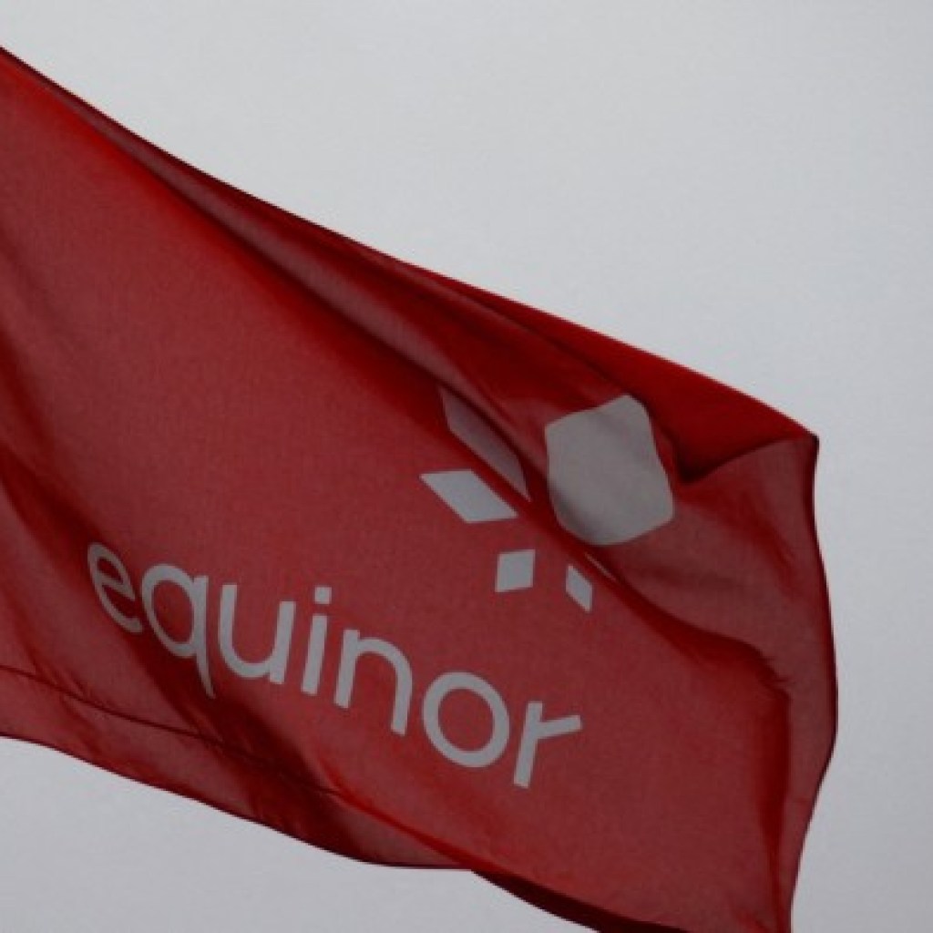 Trump administration halts Equinor’s bn New York energy project Trump administration halts Equinor’s bn New York energy project