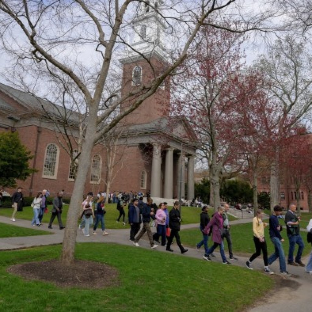 Harvard defies Trump administration’s demand for international student data Harvard defies Trump administration’s demand for international student data