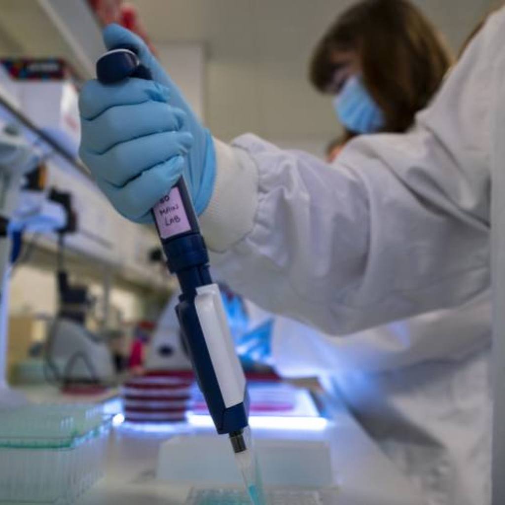 UK re-entry into EU Horizon programme threatened by cash dispute UK re-entry into EU Horizon programme threatened by cash dispute