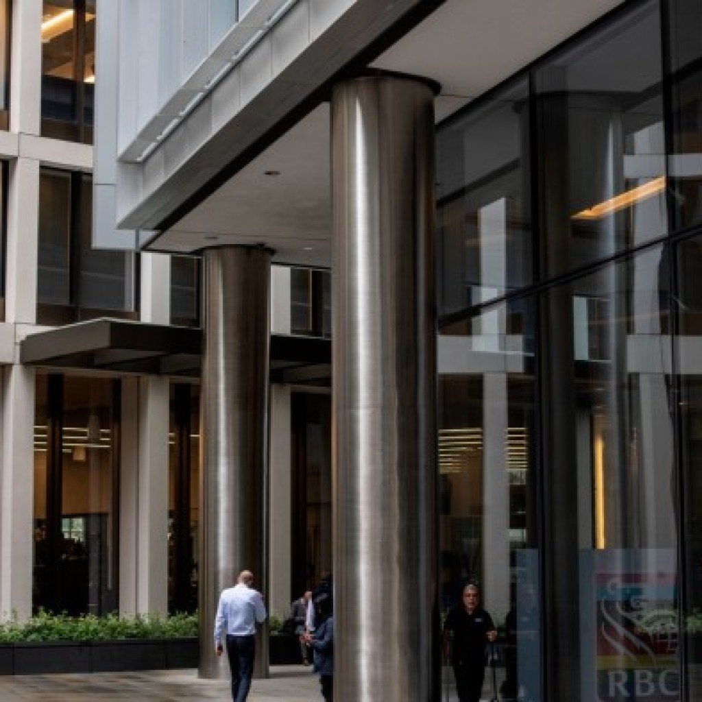 Freshfields only large firm to sign on in support of legal fight with Donald Trump Freshfields only large firm to sign on in support of legal fight with Donald Trump