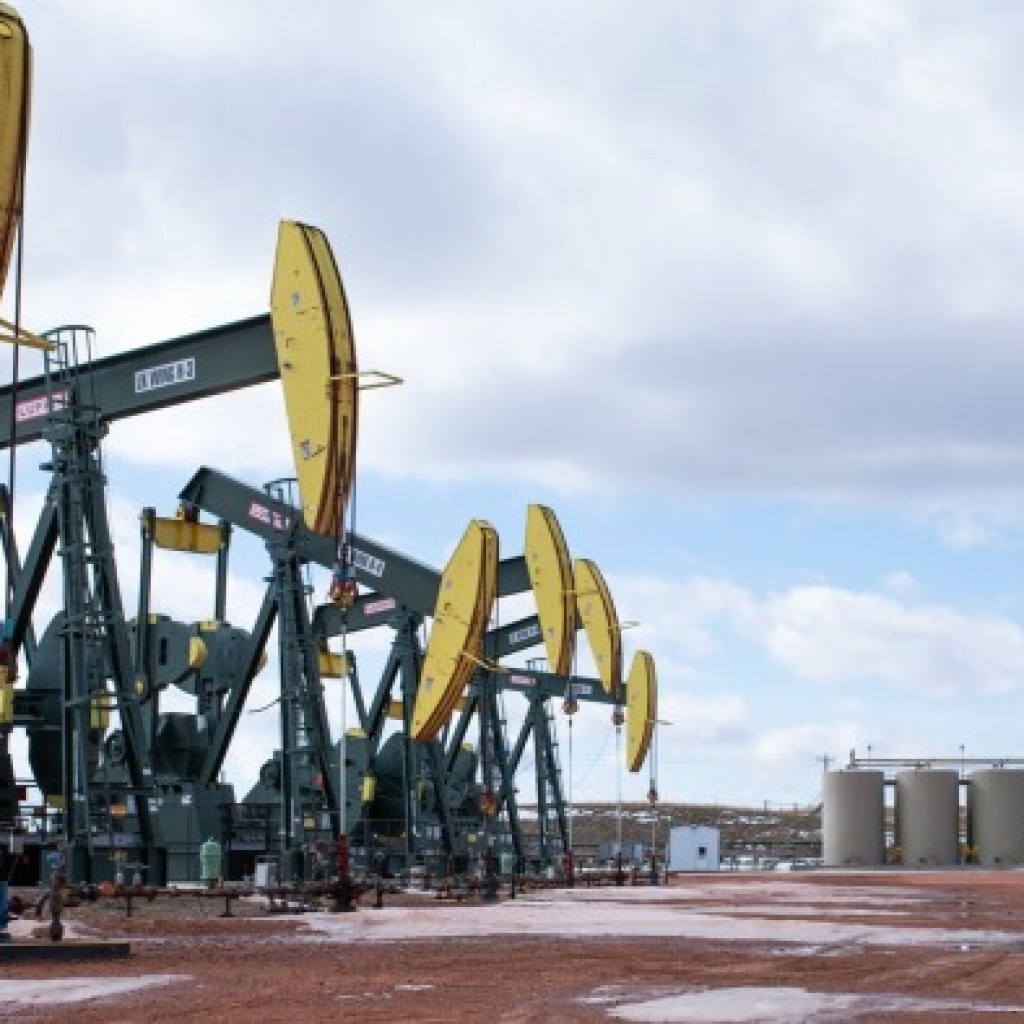 Trump tariff talk roils US oil industry in bedrock Republican territory Trump tariff talk roils US oil industry in bedrock Republican territory