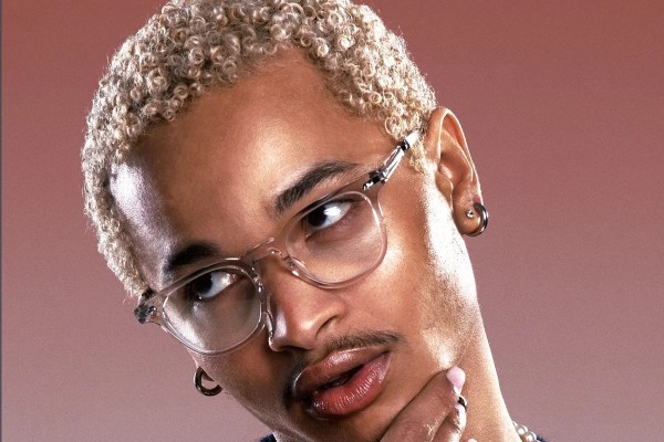 DESTIN CONRAD Talks New Album, ‘Love On Digital’ – Essence DESTIN CONRAD Talks New Album, ‘Love On Digital’ – Essence