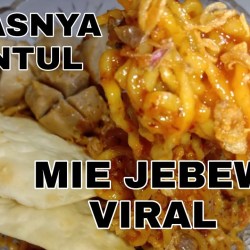 Resep Mie Jebew: Sajian Nikmat dengan Cita Rasa Menggugah Selera Resep Mie Jebew: Sajian Nikmat dengan Cita Rasa Menggugah Selera