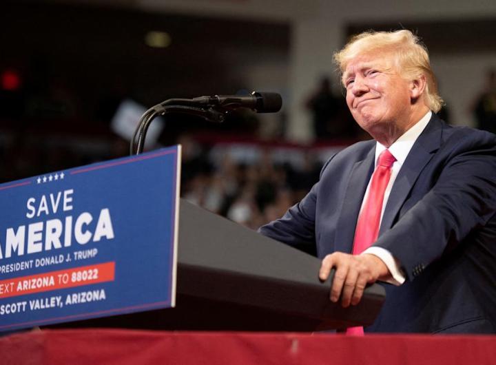 Trump once again says economic data is fake news Trump once again says economic data is fake news