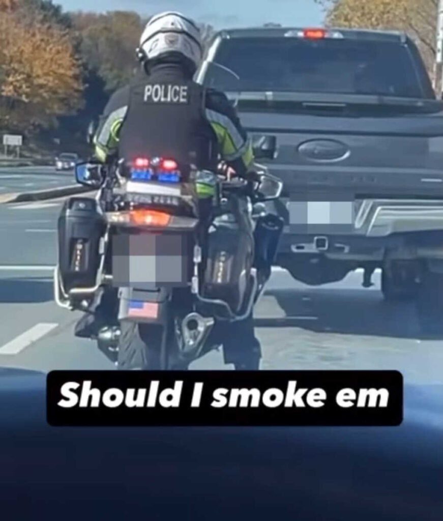 Hombre de Gaithersburg sentenciado por amenaza en redes sociales tras apuntar con un arma a un policía con la leyenda "¿Debería fumarlos?" Hombre de Gaithersburg sentenciado por amenaza en redes sociales tras apuntar con un arma a un policía con la leyenda "¿Debería fumarlos?"