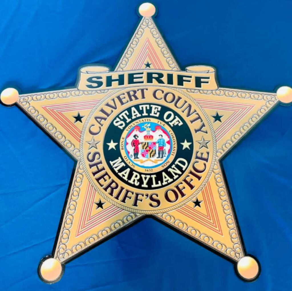 Un hombre del condado de Montgomery es uno de los dos sospechosos arrestados en una "ola de delitos relacionados con vehículos robados". Un hombre del condado de Montgomery es uno de los dos sospechosos arrestados en una "ola de delitos relacionados con vehículos robados".