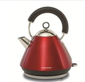 Morphy Richards – 1.5 Litre Pyramid Kettle – Metallic Red