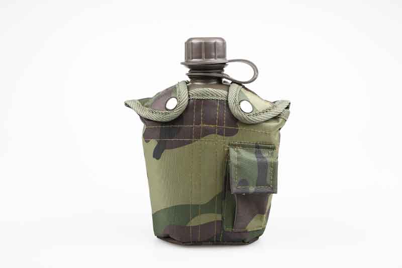 OZtrail – 1Qt Army Plastic Canteen – Camo