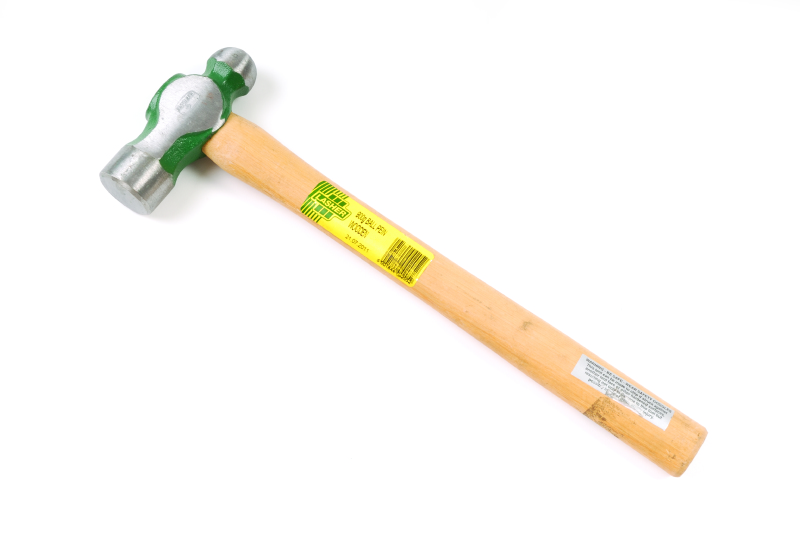 Lasher – Ball Pein Wood Shaft Hammer – 900g