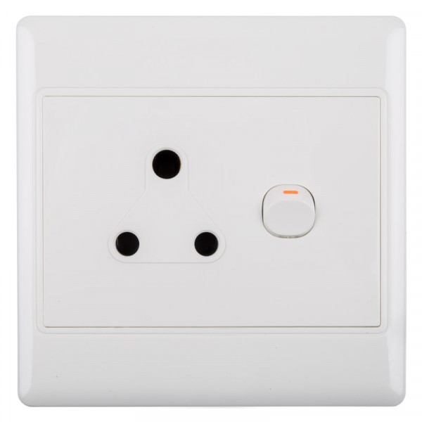 Nexus – 4 x 4 Socket Switch – Single