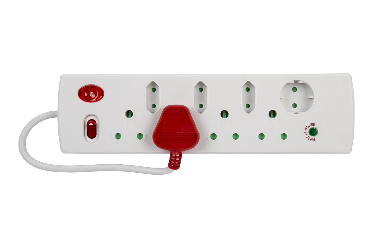 Nexus – 8 Way Surge Multi-Plug – White
