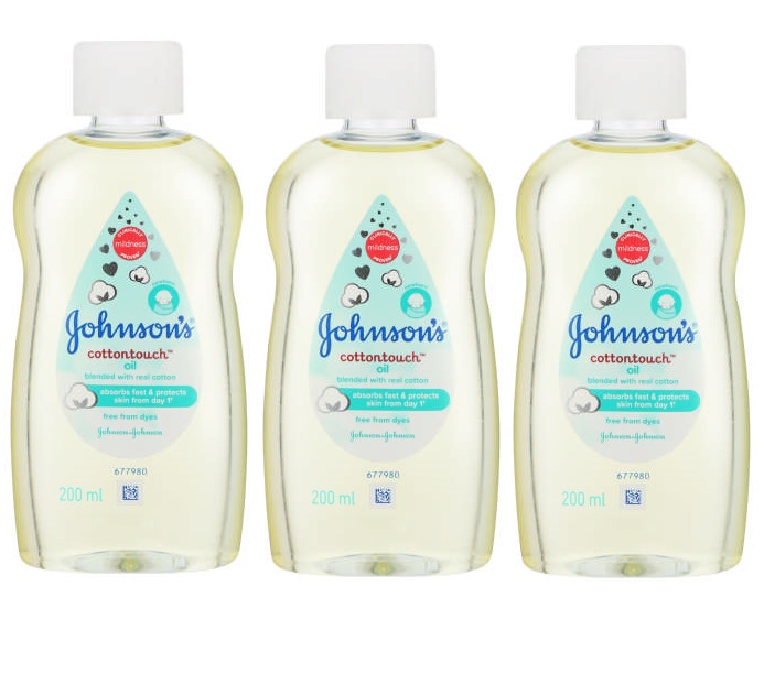 Johnson’s – Cottontouch Oil (3 x 200ml)