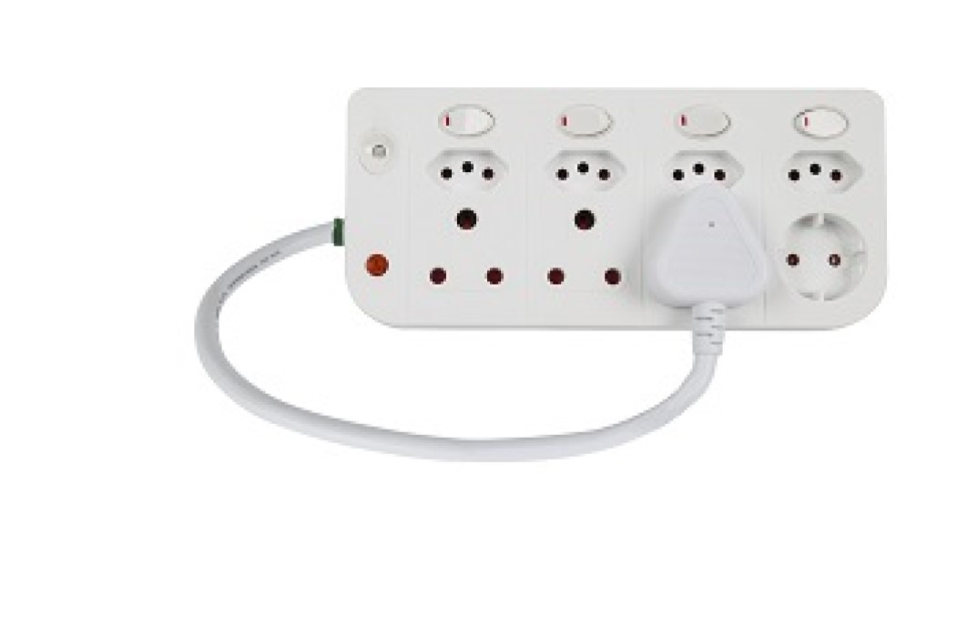 Electricmate 8Way Individual Switch Multi Plug