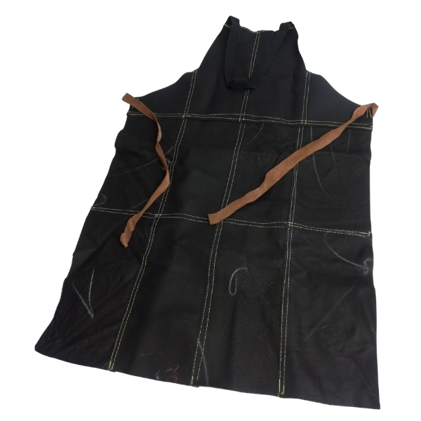 SourceDirect – Apron/Leather Chrome Apron 600mm x 900mm – Black