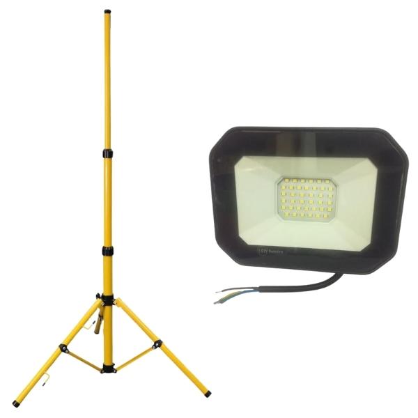 Flash – Tripod Floodlight Stand for Single Light & 1 x LED Floodlight 30W