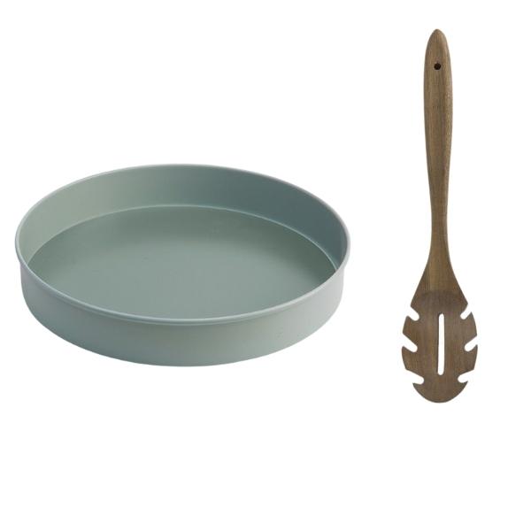 Jamie Oliver – Loose Base Round Cake Tin – 20cm and Acacia Wooden Spoon