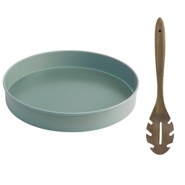 Jamie Oliver – Loose Base Round Cake Tin 23cm and Acacia Wooden Spoon