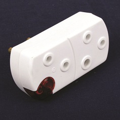 Multiplug Adaptor Horiz. Wht. 2X16 Amp