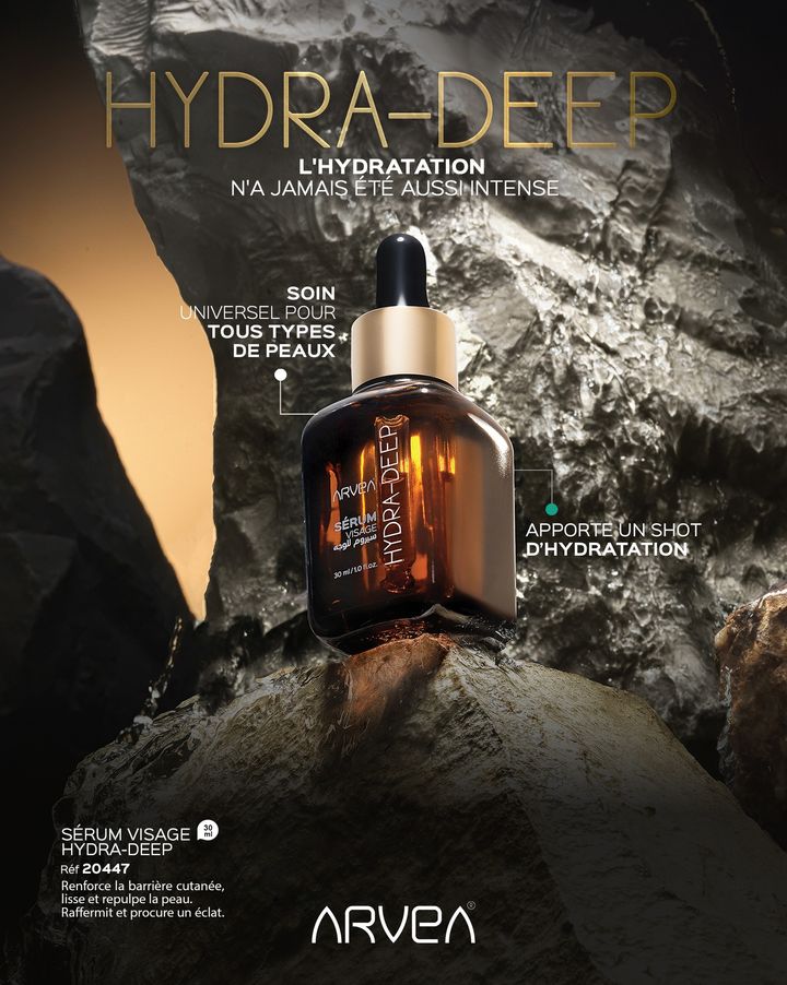 Offrez à votre peau une hydratation profonde avec notre sérum ultra-hydratant Offrez à votre peau une hydratation profonde avec notre sérum ultra-hydratant