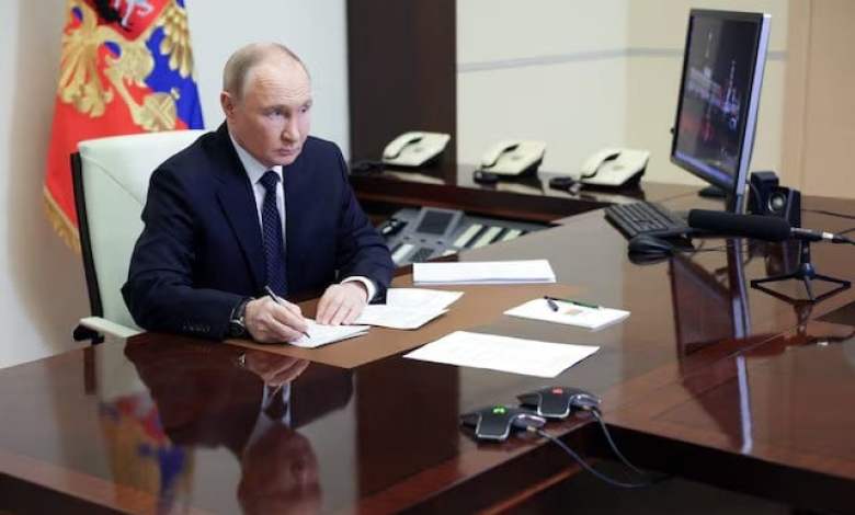 Putin warns Trump of response to Ukrainian attacks on Russia Putin warns Trump of response to Ukrainian attacks on Russia