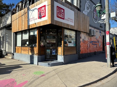 トロントでワーキングホリデーするなら Gushi Japanese Street Food (Gerrard E x Parliament) 近辺の貸し部屋と周辺情報について トロントでワーキングホリデーするなら Gushi Japanese Street Food (Gerrard E x Parliament) 近辺の貸し部屋と周辺情報について