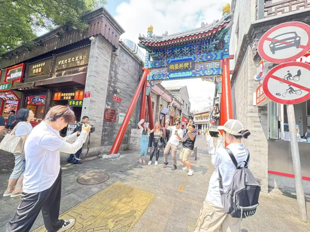 兩岸青年導演攜手創作 用鏡頭記錄北京故事 2 S 732160009