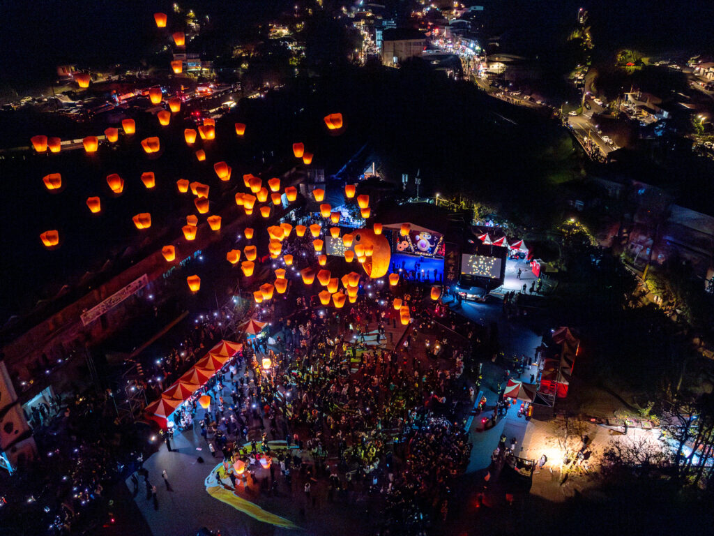 新北巿平溪天燈節與臺東熱氣球嘉年華攜手行銷共創雙贏 9 新北巿平溪天燈節為世界著名之文化節慶活動