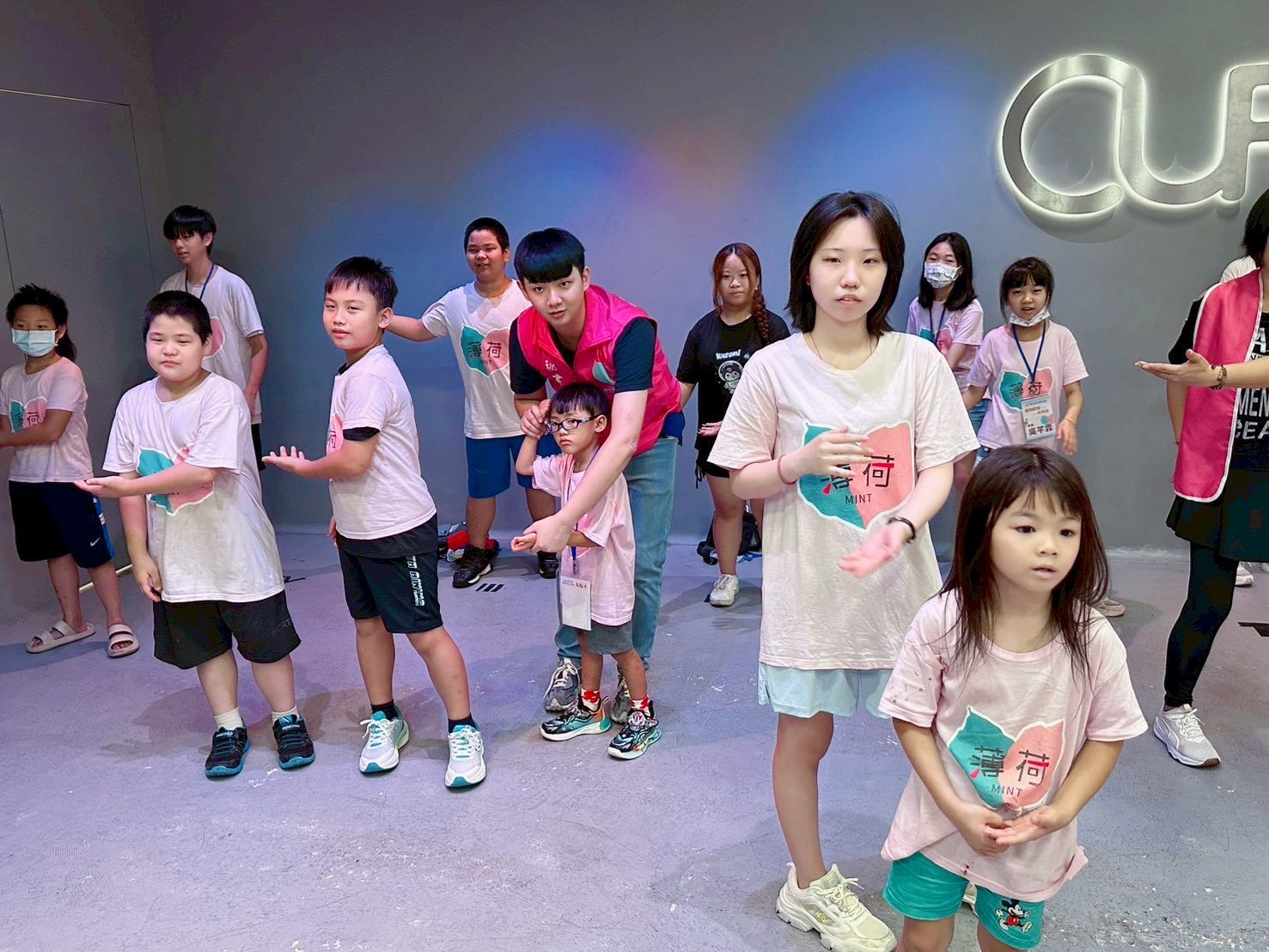 李爅薄荷的清香造就孩童暑期的芬芳及未來的希望 7 526757551 761224219602076 2482253391700297155 n