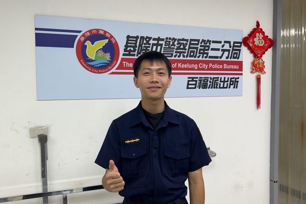 暖警溫馨護送長者返家 1 MEITU 20250806 174757185