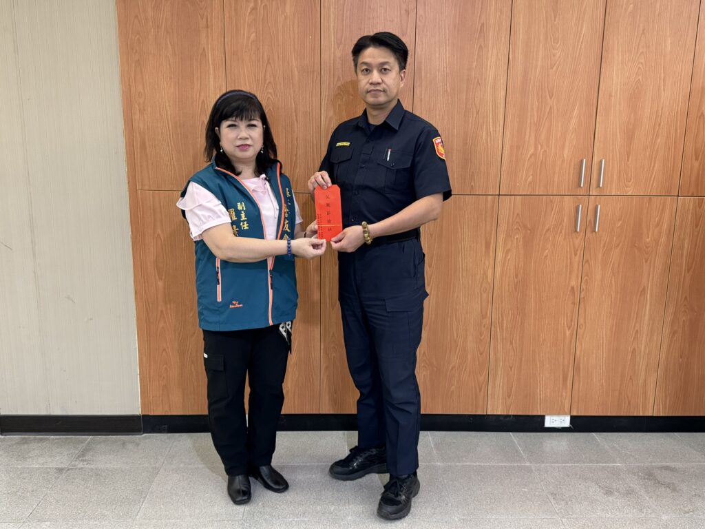 父親節溫馨慶祝活動 感謝警察爸爸辛勞付出 2 二 9