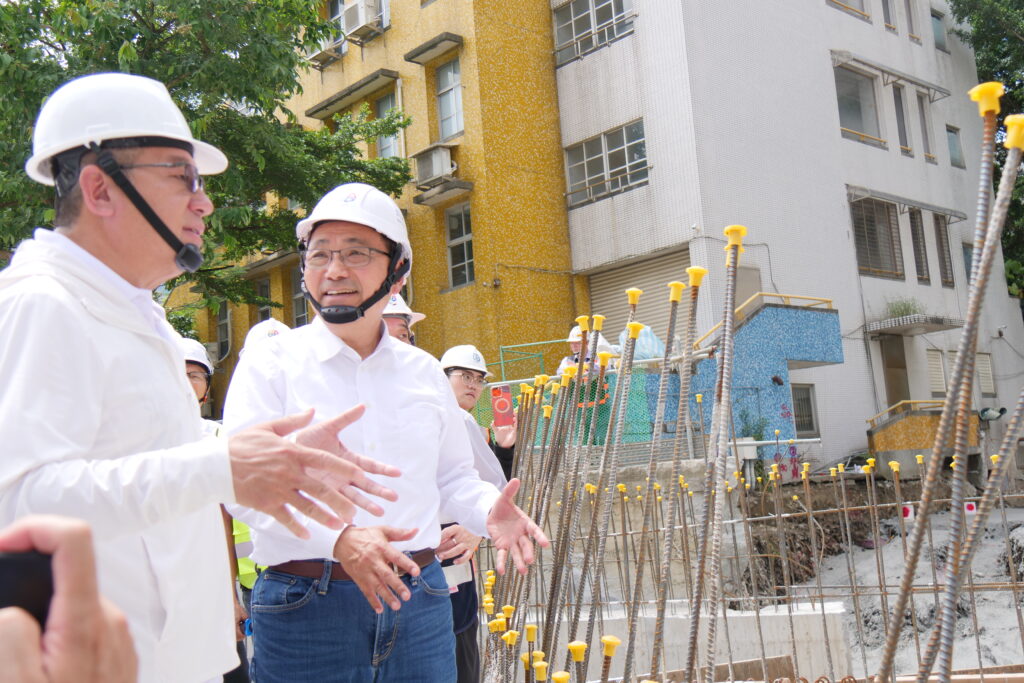 新北市第二座與捷運車站連通立體停車場! 6 侯市長視察永和區永平國小地下停車場工程