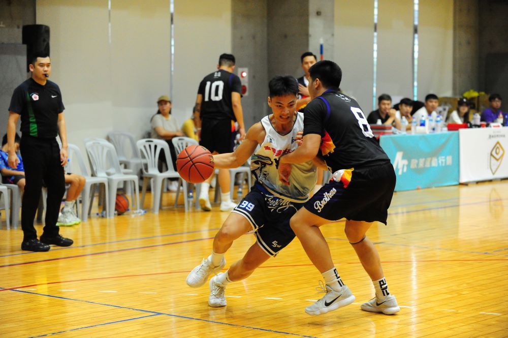 新北市長盃原民籃賽 男子組富榮礦油五金隊稱王 女子組太魯閣美少女隊封后 3 《圖說》透過賽事讓全國熱愛籃球運動的原民好手們,在新北市以球會友,建立友誼。〈原民局提供〉