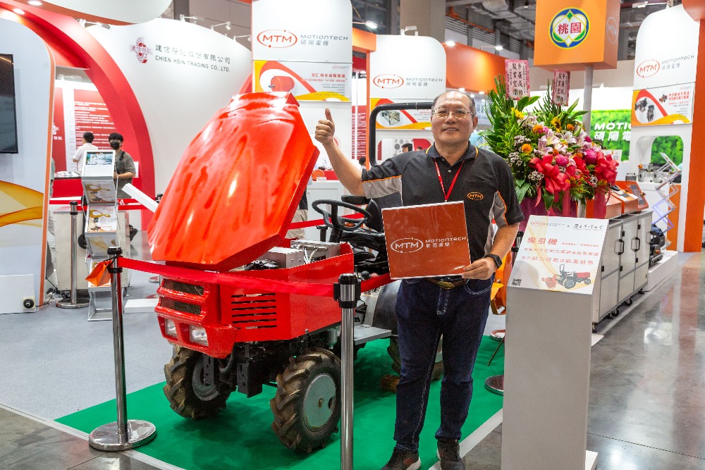 台北國際自動化工業大展登場 碩陽電機展現智慧製造新實力 2 ▲碩陽電機董事長 林明昌引領農業機械設備邁向綠能與智慧化。(圖/碩陽電機提供)