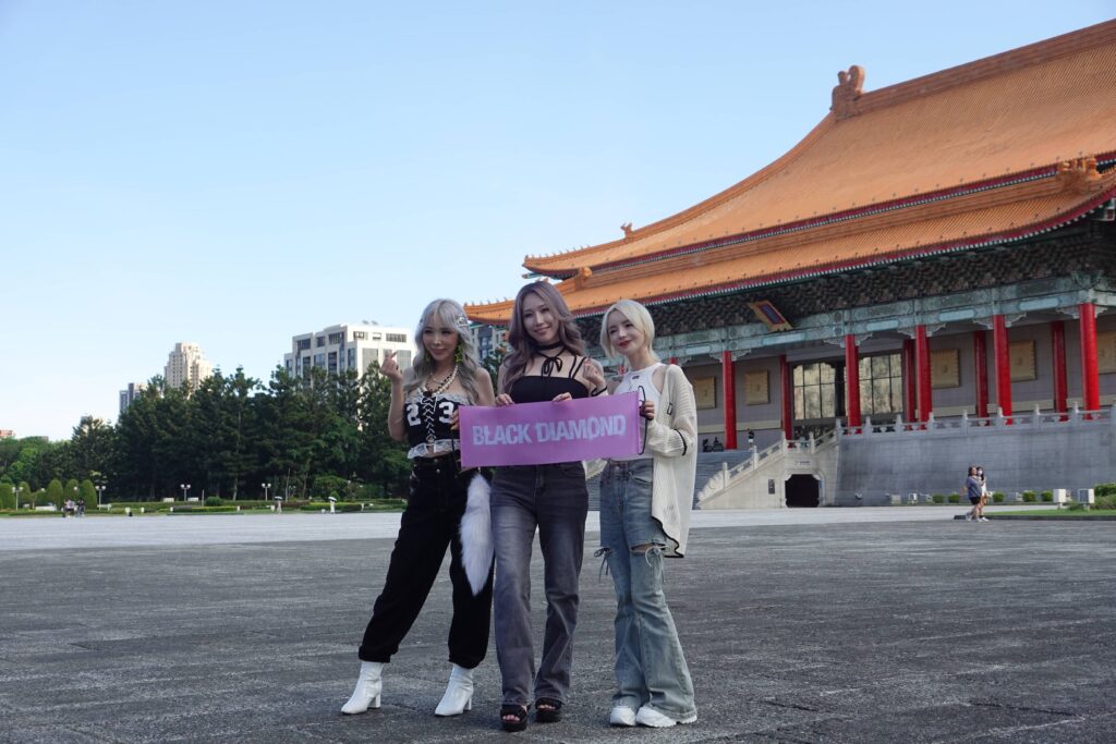 佐山愛落淚吐心聲!攜手廣瀨里緒菜、霜月るな舉辦BLACK DIAMOND三女神來台兩日粉絲限定見面會 20 DSC00014 1