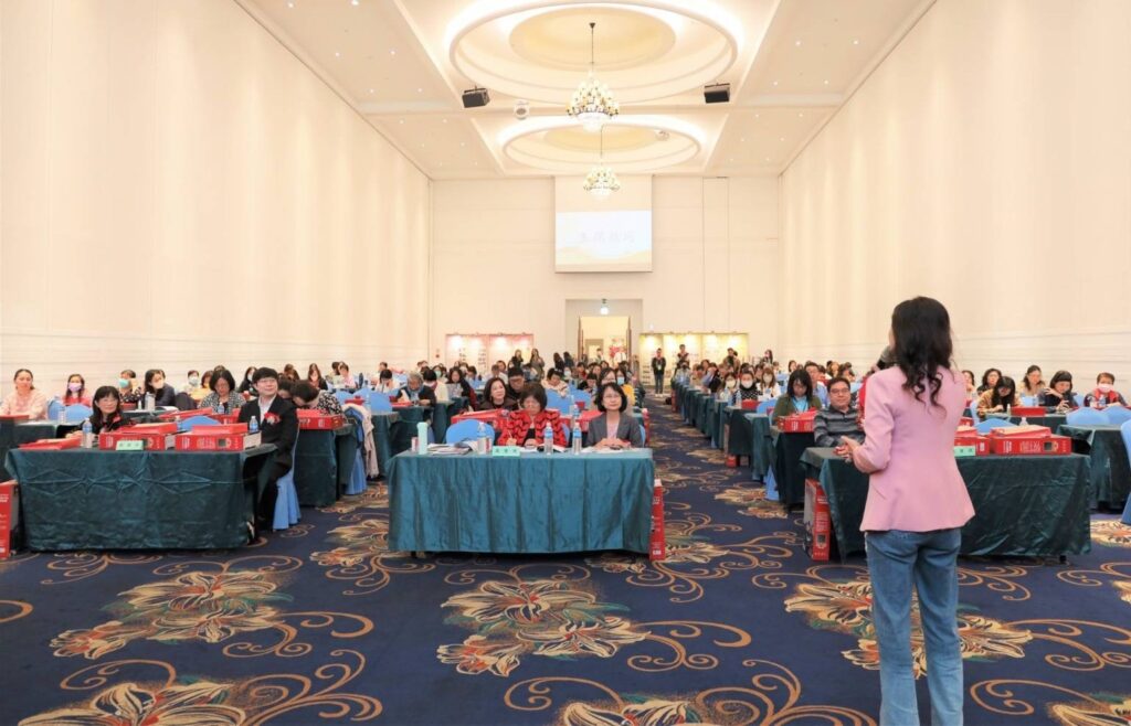 逾百護理之家連署陳抗!籲速修「護理人員法」,保障受聘負責人權益 2 114082311