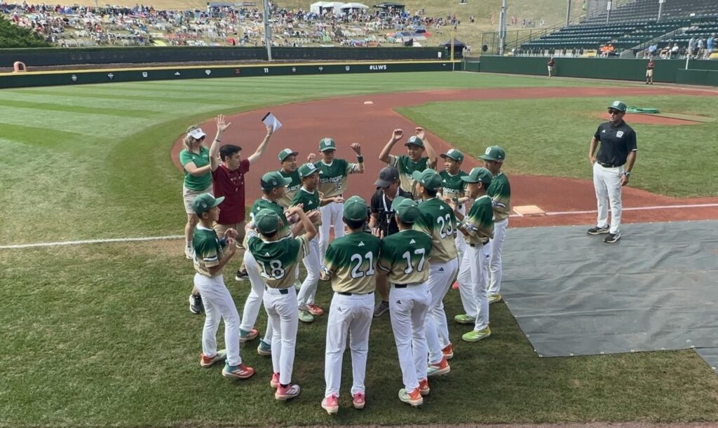 見證歷史性的一刻 東園少棒勇闖世界少棒錦標賽冠軍戰! 10 %E6%9D%B1%E5%9C%92%E5%B0%91%E6%A3%92%E5%8B%87%E9%97%96%E4%B8%96%E7%95%8C%E5%B0%91%E6%A3%92%E9%8C%A6%E6%A8%99%E8%B3%BD%E5%86%A0%E8%BB%8D%E6%88%B0