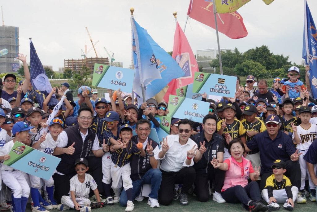 台中盃TCBA幼兒棒球全國大賽 中央球場歡樂登場 1 %E4%B8%BB%E7%85%A7 2025 %E8%87%BA%E4%B8%AD%E7%9B%83tcba%E5%B9%BC%E5%85%92%E6%A3%92%E7%90%83%E5%85%A8%E5%9C%8B%E5%A4%A7%E8%B3%BD %E4%B8%AD%E5%A4%AE%E7%90%83%E5%A0%B4%E6%AD%A1%E6%A8%82%E7%99%BB%E5%A0%B4