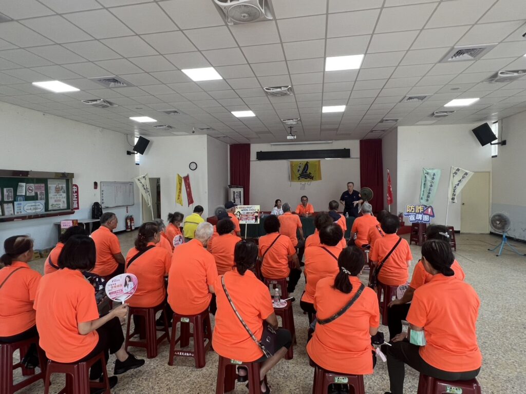 防患未然 強化防詐意識 基二警深入鄰里推動識詐宣導 4 %E5%9B%9B 9