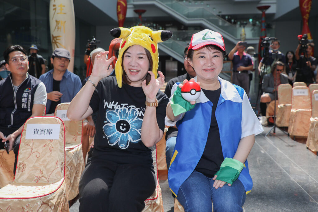 台中國際動漫博覽會登場 盧秀燕化身《寶可夢》小智邀漫迷共創台中傳說 2 %E9%96%8B%E5%B9%95%E8%A8%98%E8%80%85%E6%9C%83%E7%9B%A7%E5%B8%82%E9%95%B7%E8%88%87%E6%AC%92%E5%B1%80%E9%95%B7%E6%89%AE%E6%BC%94 %E5%AF%B6%E5%8F%AF%E5%A4%A2 %E5%B0%8F%E6%99%BA%E5%8F%8A%E7%9A%AE%E5%8D%A1%E4%B8%98%E5%87%BA%E5%B8%AD 0