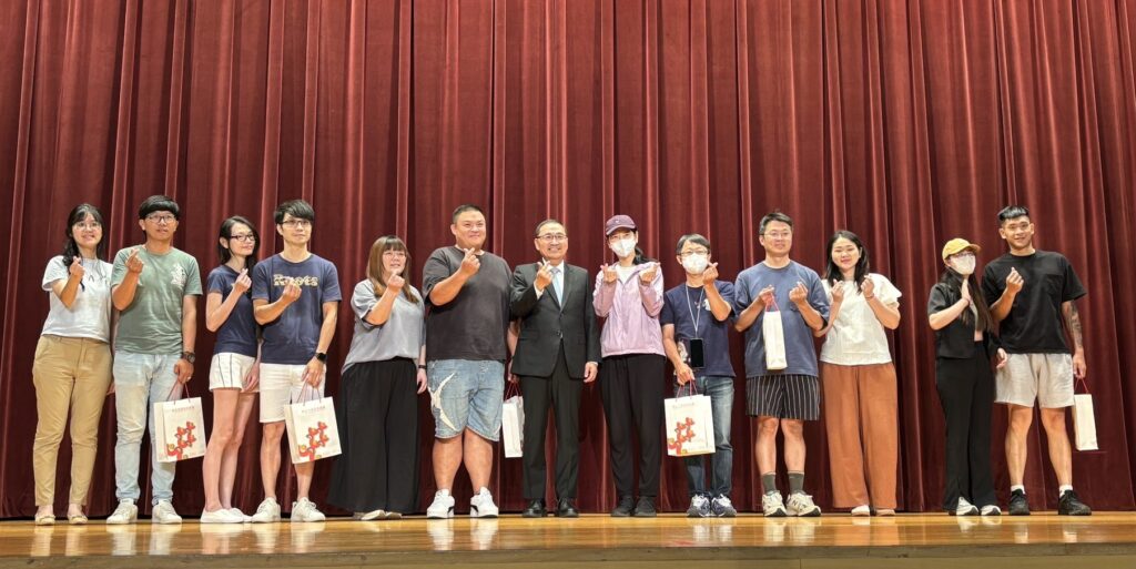 侯友宜宣布115年 生育獎勵金再加碼、好孕專車服務再升級 18 %E5%B8%82%E9%95%B7%E8%88%87%E6%8A%BD%E4%B8%AD%E5%A5%BD%E7%A6%AE%E5%8A%A0%E7%A2%BC%E6%8A%BD%E4%B9%8B%E4%B8%AD%E7%8D%8E%E6%96%B0%E4%BA%BA%E5%90%88%E5%BD%B1