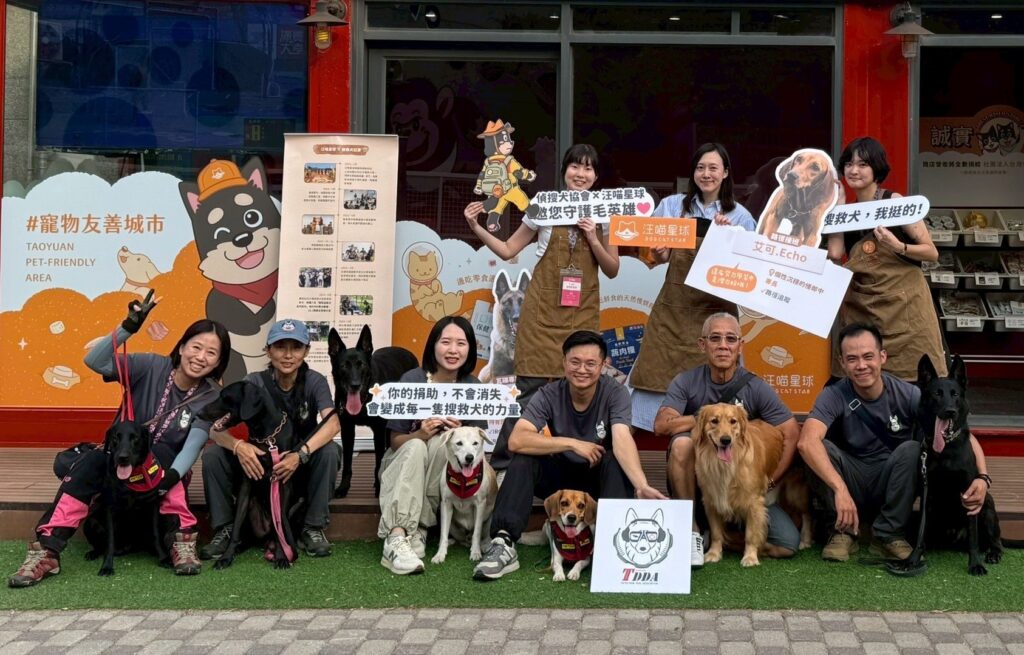 毛英雄進場看棒球!搜救犬「安心捐款行動」盼獲全民應援 1 11409172