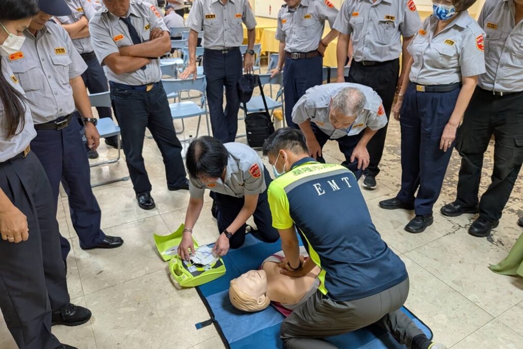 基隆市警察局辦理民防訓練 強化社會韌性 提升災害防救能量 3 MEITU 20250923 173154488