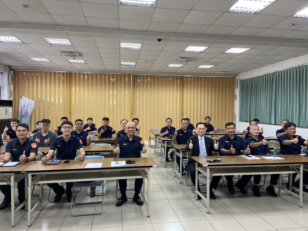 提升員警安全防禦駕駛觀念 基一警分局邀專家辦理講座 1 %E4%B8%80 88