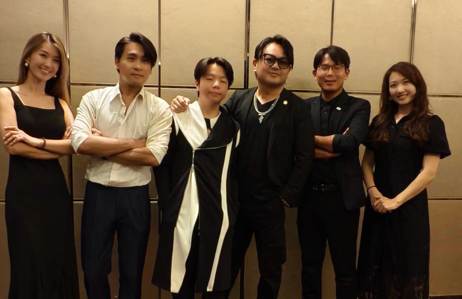 Owen蘇震洋號召扶輪社好友合體!〈痛快人生〉MV真情釋出 8 %E5%B7%A6%E4%B8%89Danny%E5%B7%A6%E5%9B%9B%E8%98%87%E9%9C%87%E6%B4%8B%E5%B7%A6%E4%BA%94%E9%87%8E%E7%94%9F%E9%BB%83%E5%9C%8B%E6%98%8C