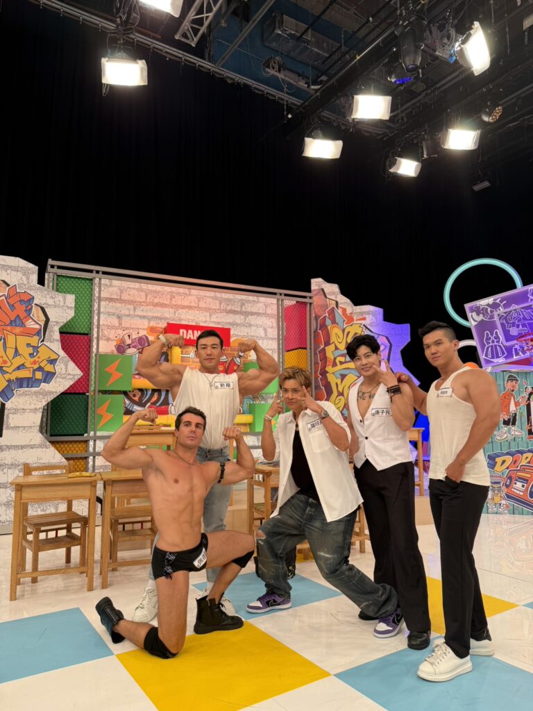 猛男來襲!《綜藝OK啦》唐子元鹹濕互動何妤玟,哈孝遠被劉翔公主抱掀轟動 8 S 223887367 0