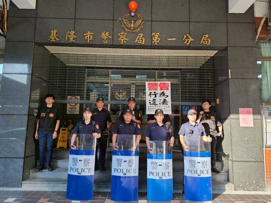 基警第一分局迎接十月慶典 實施丕基演習加強駐地安維 10 %E4%BA%8C 2
