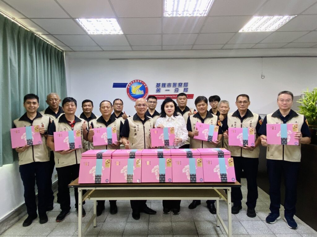 基隆警友會中秋送月餅 暖心慰問警察執勤辛勞 10 %E4%BA%8C 3